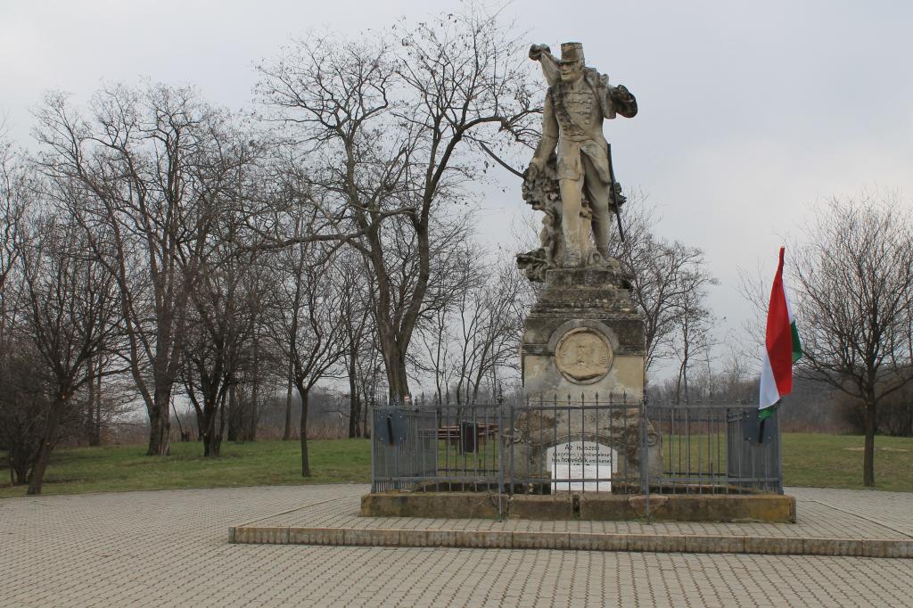 1848-as Hősök emlékére rendezett 30km gyalogtúra